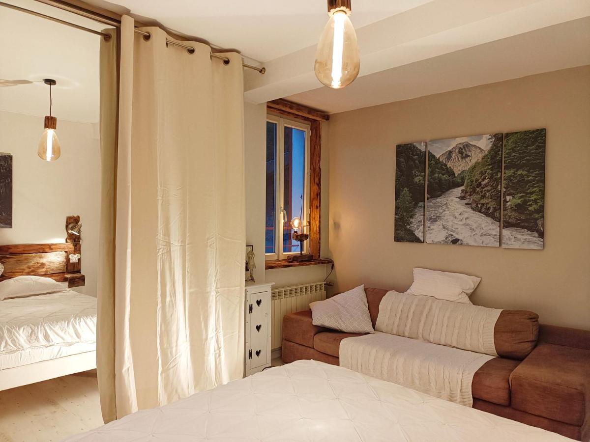 Gite Redrooster Home - 160M2, 4 Ch, 2 Sdb, Fibre, Parking, Sauna, Bain A Remous Theys Exterior foto